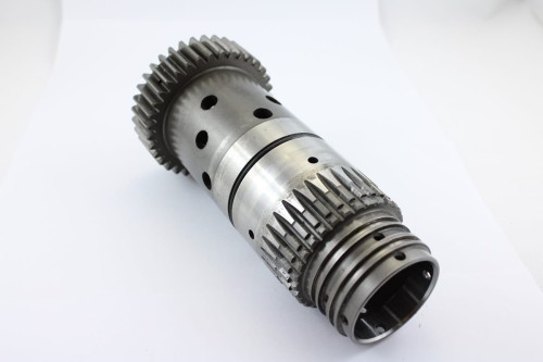 V33349400U Wał osi Z=36 część używana