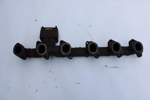 V837070392U Kolektor wydechowy 