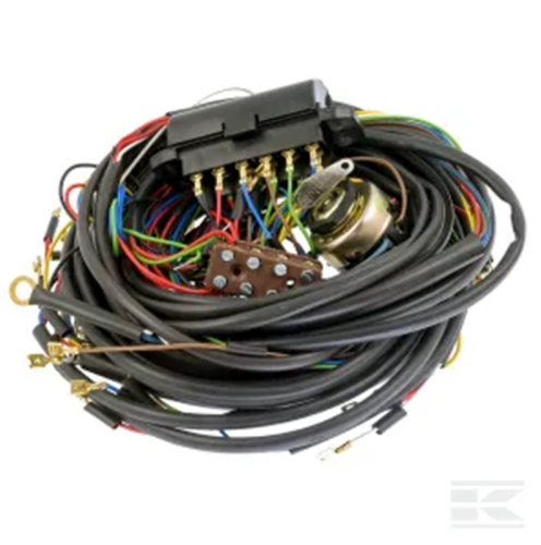 1420990010 Instalacja elektryczna C 330