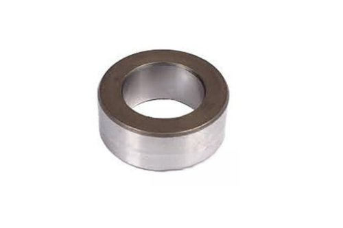 Tulejka dystansowa wałka ataku do Massey Ferguson 3690 3428296M1