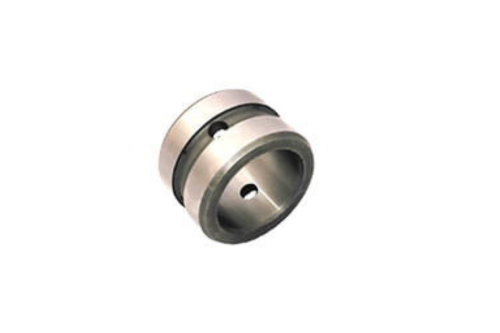 Tulejka wałka przedniego napędu do Massey Ferguson 3060 3065 3070 3075 3080 3085 3090 3095 3115 3120 3125 3630 3645 3650 3655 3670 6120 6130 3382868M2 3382868M1