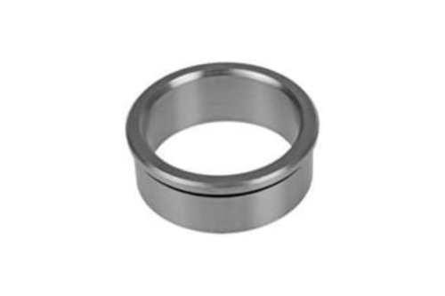 Tulejka osi przedniej do Massey Ferguson 133 135 140 145 35 35X FE35 835 865 TE20 TEA20 TED20 TEE20 TEK20 203 205 2135 835 182850M1