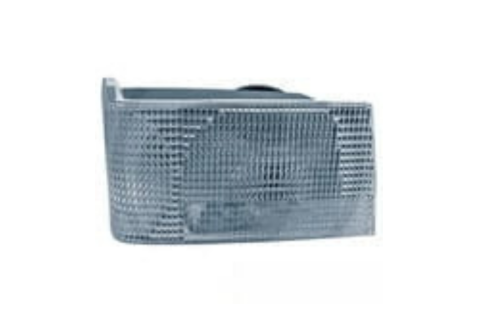 Lampa przednia prawa do Case 7130 7250 7140 8910 7150 8920 7210 8930 7220 7110 8940 7230 7120 8950 7240 91972C2